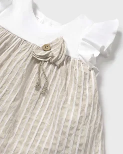 Abitino a righe beige e bianche con rouches e coulotte abbinata