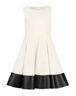 Abito Elsy fit and flare avorio con gonna a faldoni e dettaglio in ecopelle nero