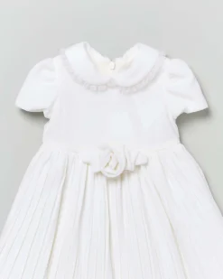 Abito fit and flare bianco a maniche corte velour con fiore e gonna a ruota