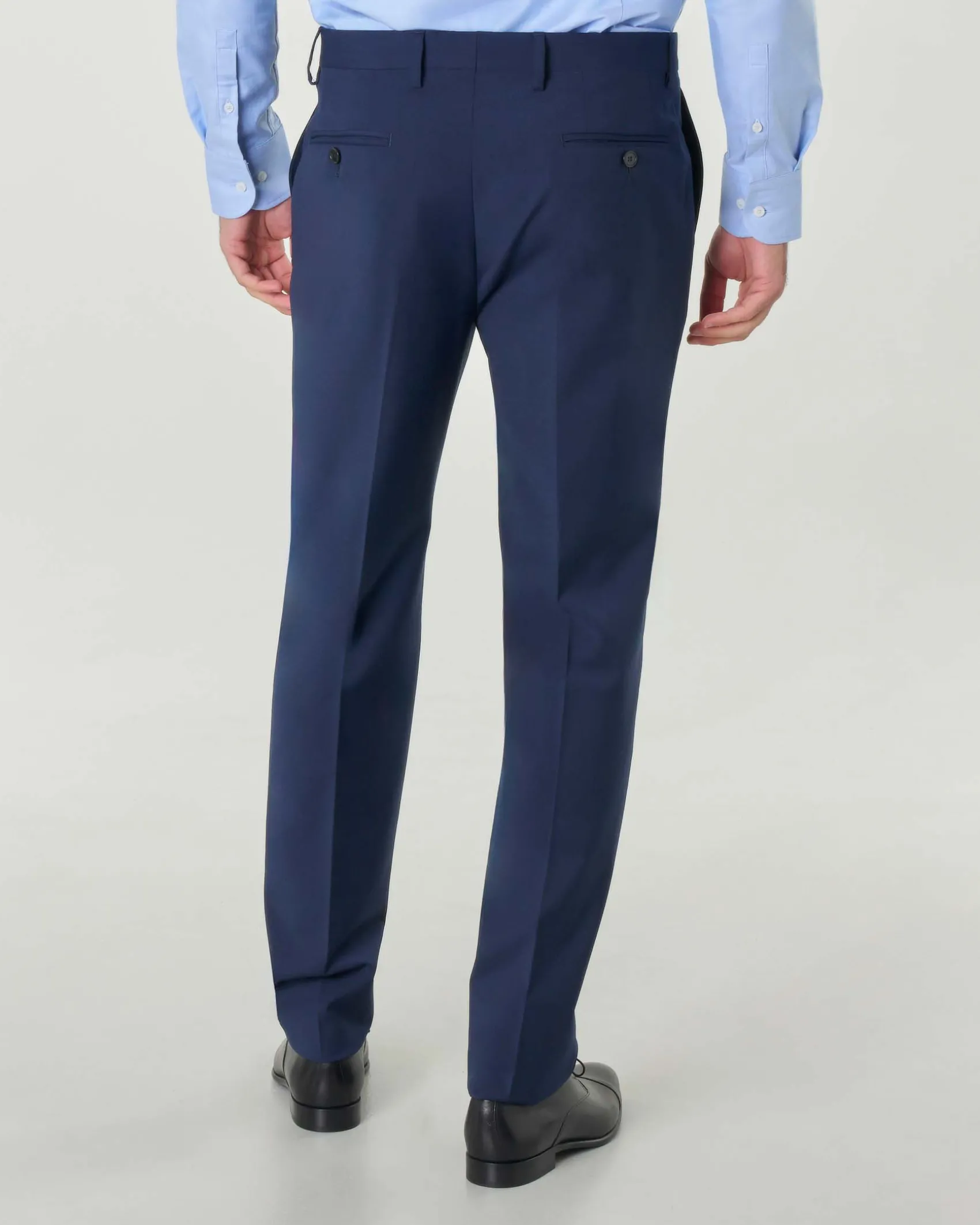 Abito Paul Baker monopetto blu slim-fit in tela di misto lana stretch con rever a lancia