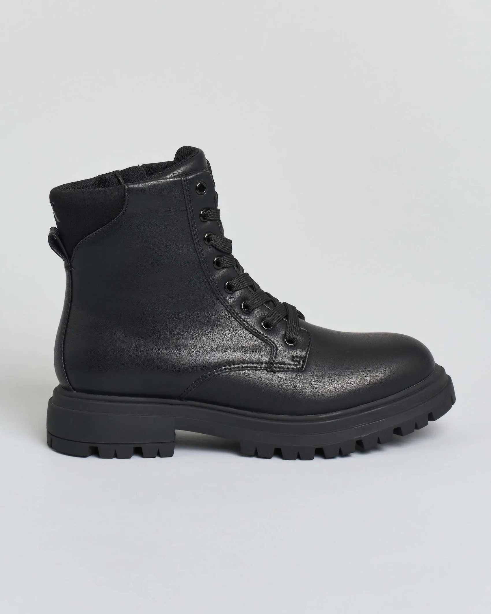 Anfibio Calvin Klein nero in similpelle stringato con zip