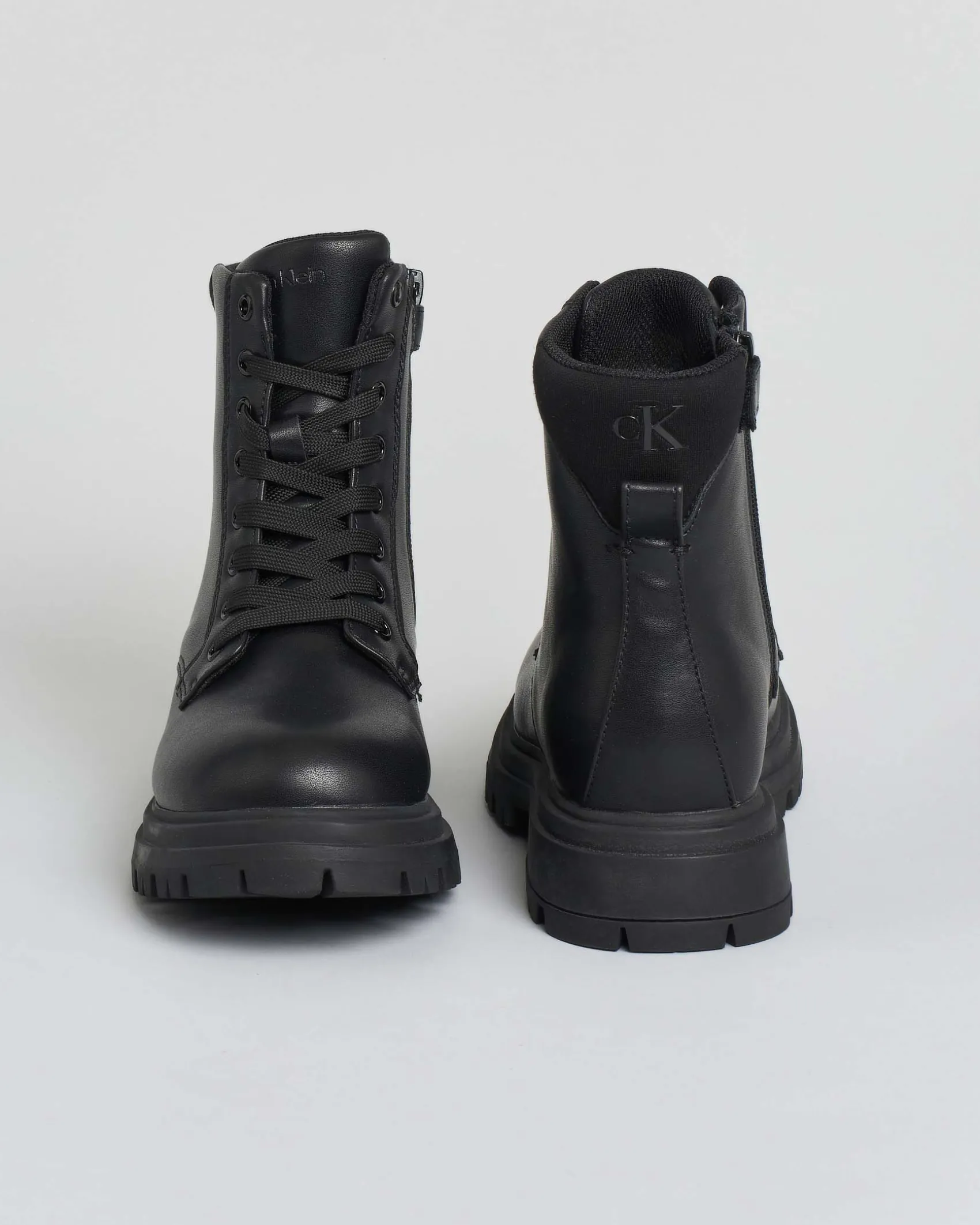 Anfibio Calvin Klein nero in similpelle stringato con zip