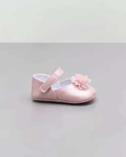 Ballerine in similpelle rosa con fiore in tulle applicato sul davanti e listino Mary Jane