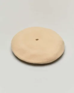 Basco beige in feltro di pura lana