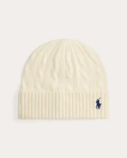 Berretto color avorio Polo Ralph Lauren in lana e cashmere a trecce con logo ricamato a contrasto sul risvolto