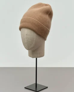 Berretto color cammello in puro cashmere lavorato a coste con risvolto