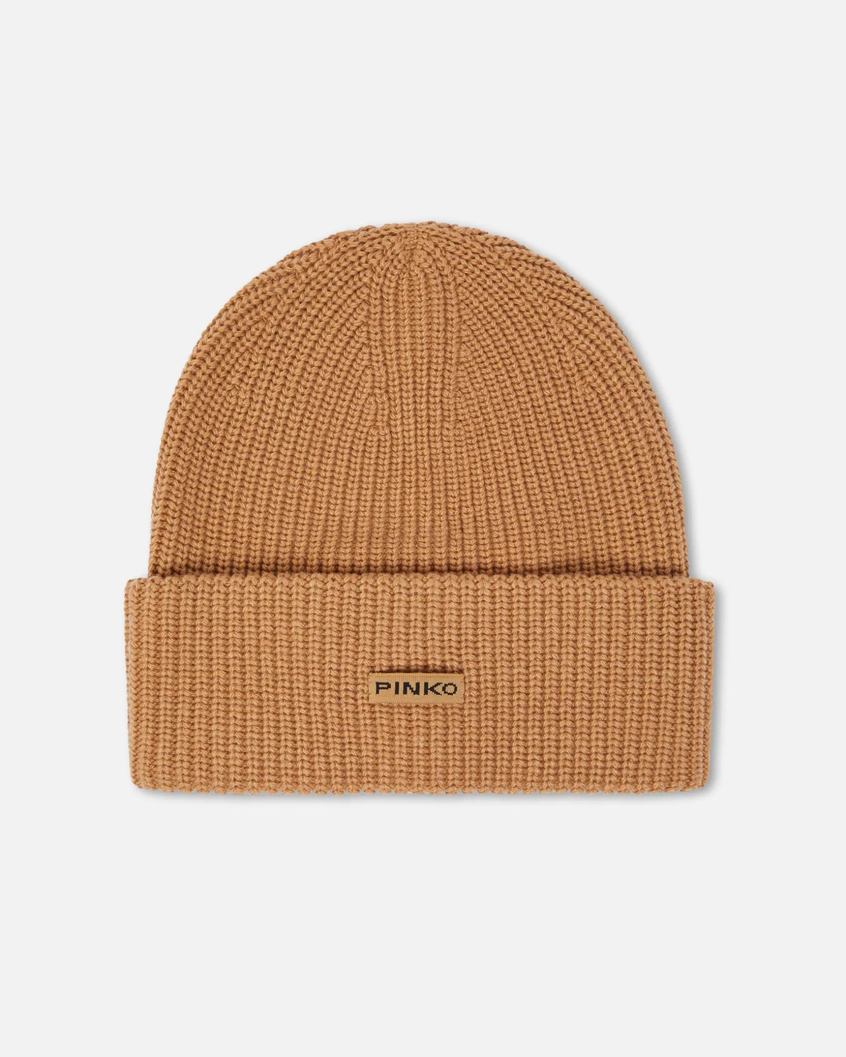 Berretto color cammello Pinko in misto viscosa a coste con etichetta logo cucita sul risvolto