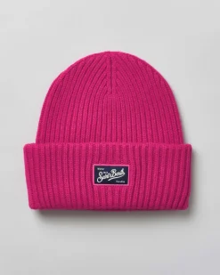 Berretto fucsia MC2 Saint Barth in lana e cashmere a coste con patch logo cucito sul risvolto