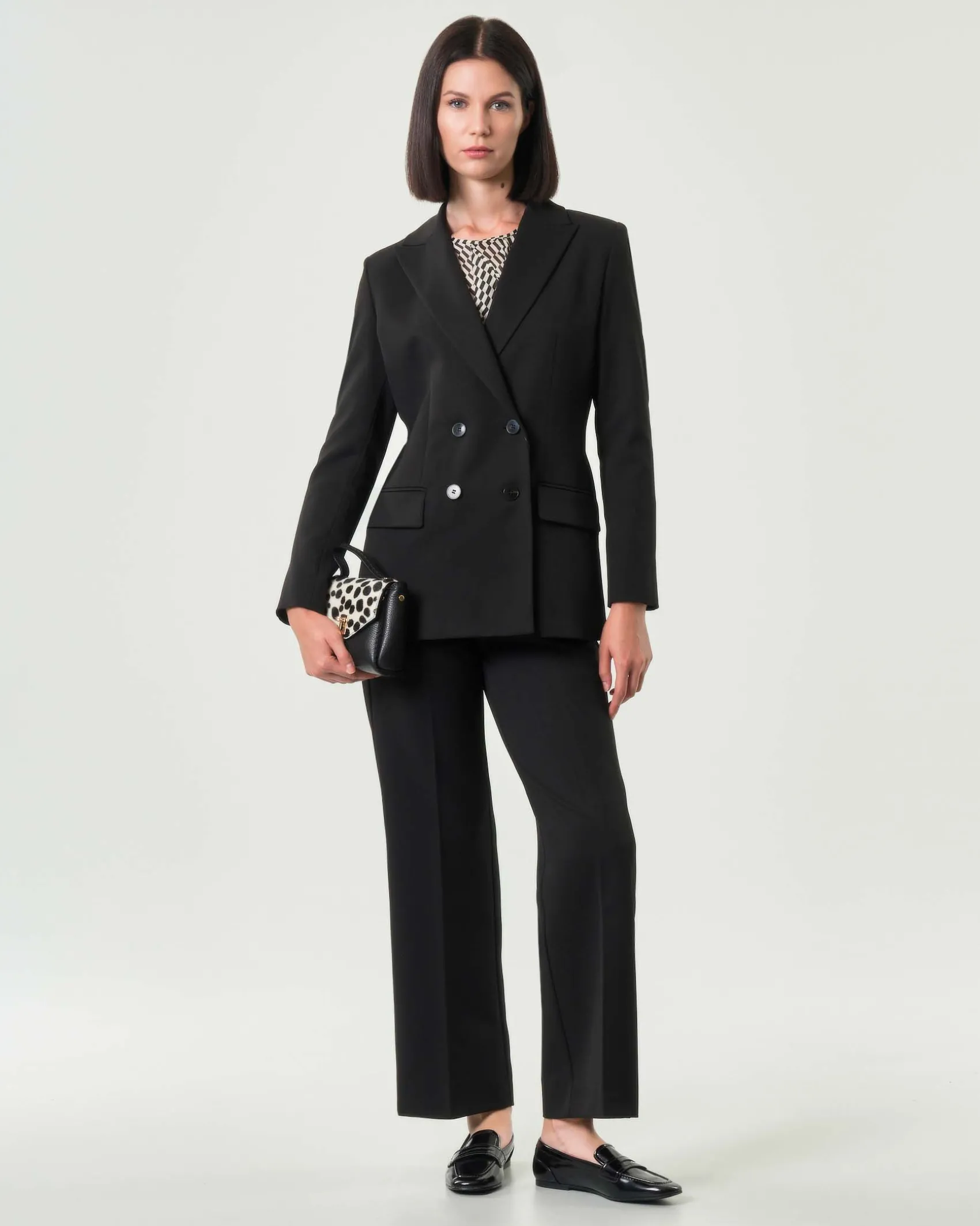 Blazer nero doppiopetto Emme Marella in tessuto diagonale stretch con scollo a rever