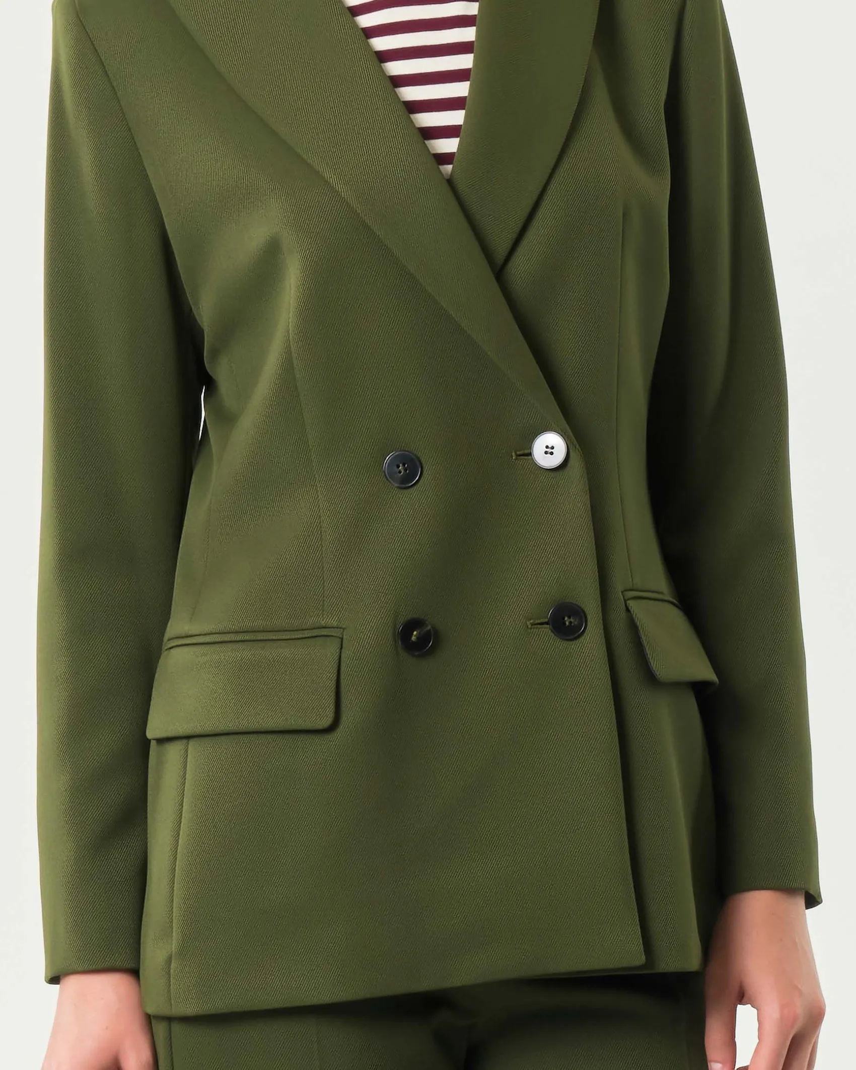 Blazer verde bosco doppiopetto Emme Marella in tessuto diagonale stretch con scollo a rever