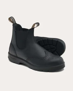 Blundstone nera 2443 in pelle liscia coda di rondine