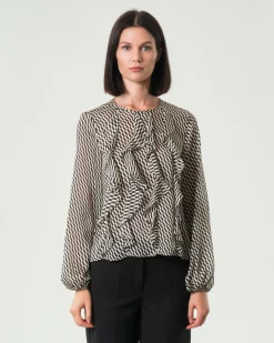 Blusa in chiffon Emme Marella a fantasia optical nera e bianca con rouches applicate sul davanti