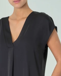 Blusa in crêpe envers satin nera con maniche ad aletta e scollo a V Marella ART.365