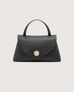 Borsa a mano nero Coccinelle Nikla Medium con patta e chiusura a girello con logo