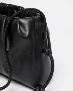 Borsa a tracolla nera in similpelle MM Max Mara con arricciatura