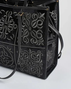 Borsa grande nera My Best Bag in tessuto con ricami a rilievo tono su tono d'ispirazione orientale