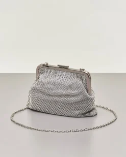 Borsa in maglia di strass argento con chiusura in metallo e tracolla a catena removibile