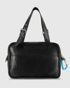 Borsa nera a bauletto in pelle liscia con scritta logo a rilievo e manici regolabili