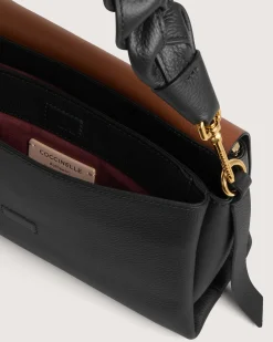 Borsa nera Boheme Grana Double Small con patta e manico intrecciato