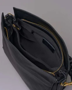 Borsa nera in pelle martellata con spallaccio intrecciato e tracolla più lunga removibile