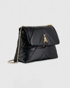 Borsa nera in pelle trapuntata con logo Fly sulla patta di chiusura e tracolla a catena in galvanica light gold
