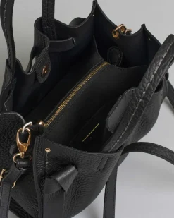 Borsa nera Visonà misura piccola in pelle martellata con inserto abbinato a nodi e impunture a contrasto