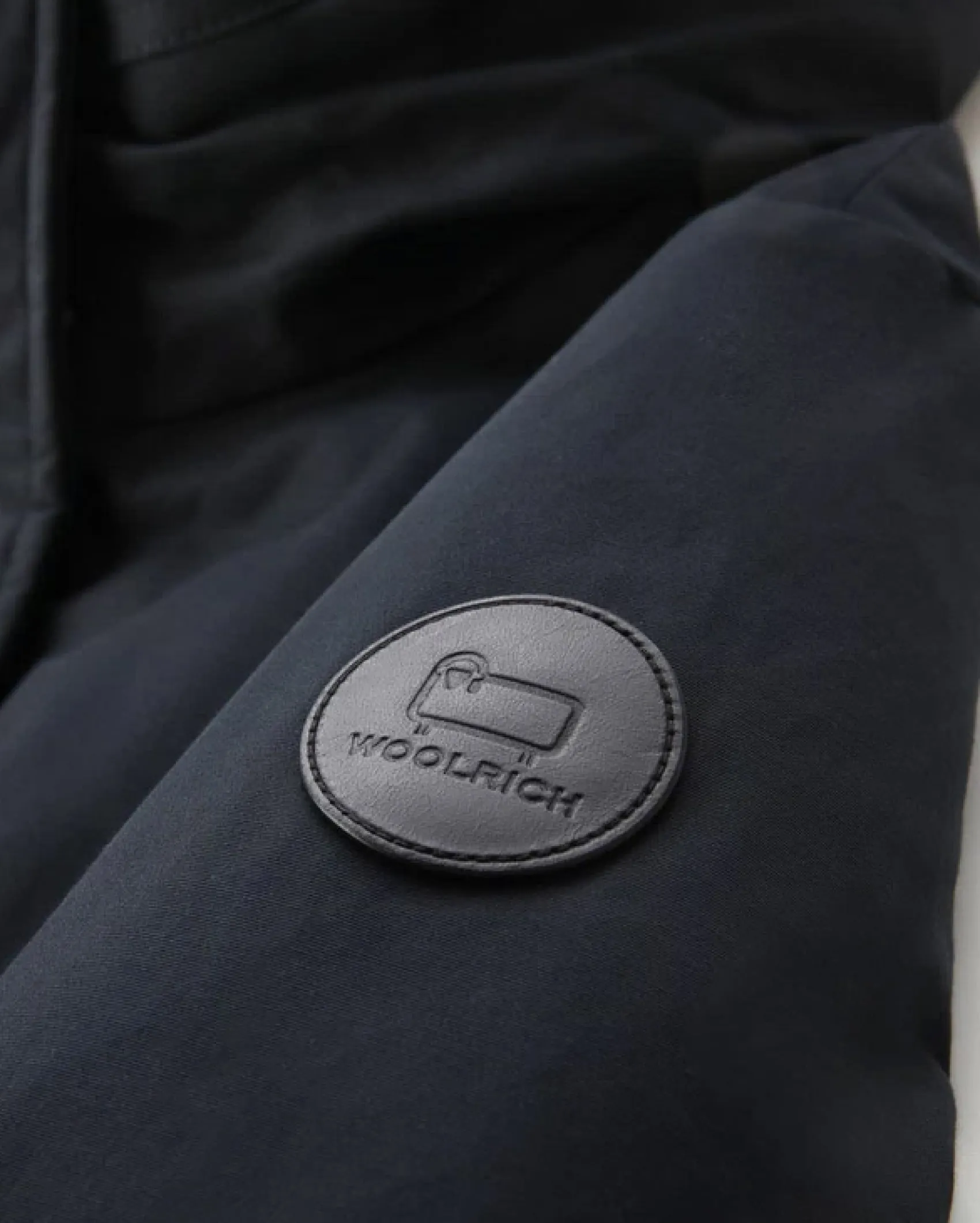 Boulder Parka blu con fodera interna al cappuccio in ecopelliccia tono su tono