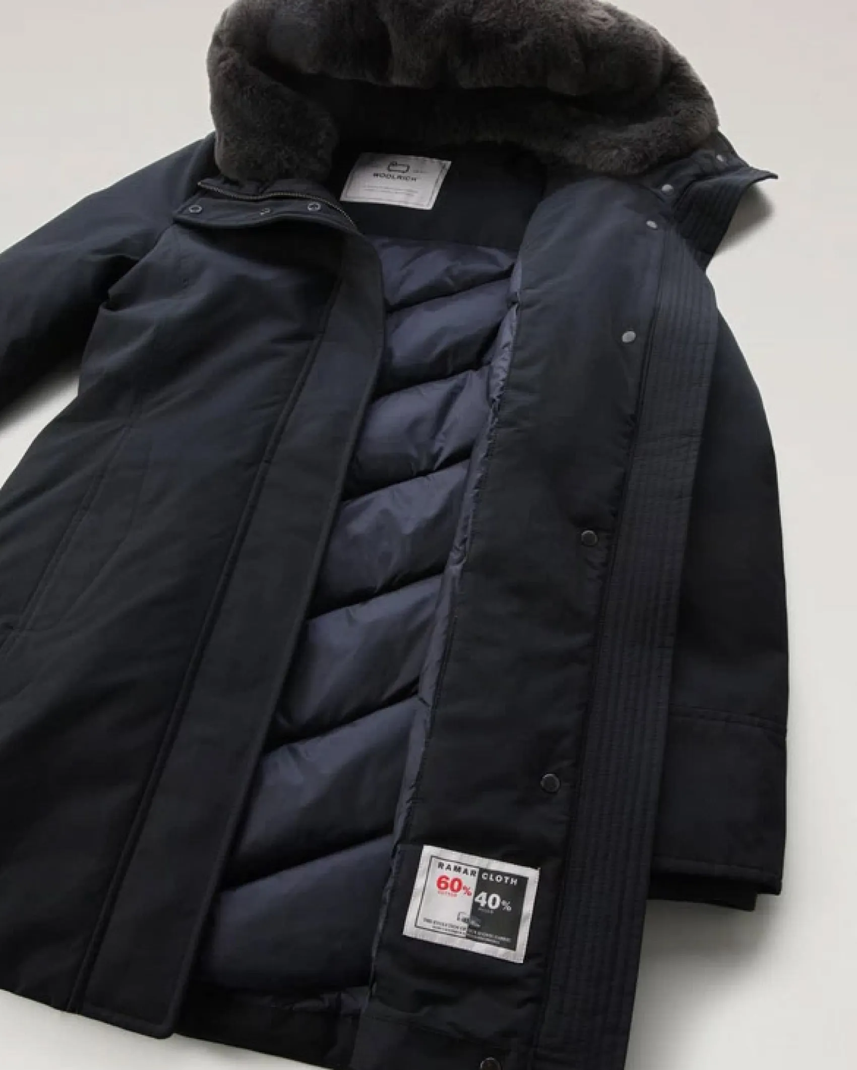 Boulder Parka blu con fodera interna al cappuccio in ecopelliccia tono su tono