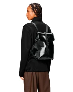 Bucket Backpack nero effetto shine a forma squadrata in tessuto impermeabile