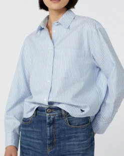 Camicia bianca a righe azzurre Weekend Max Mara in Oxford di cotone con logo ricamato sul fondo