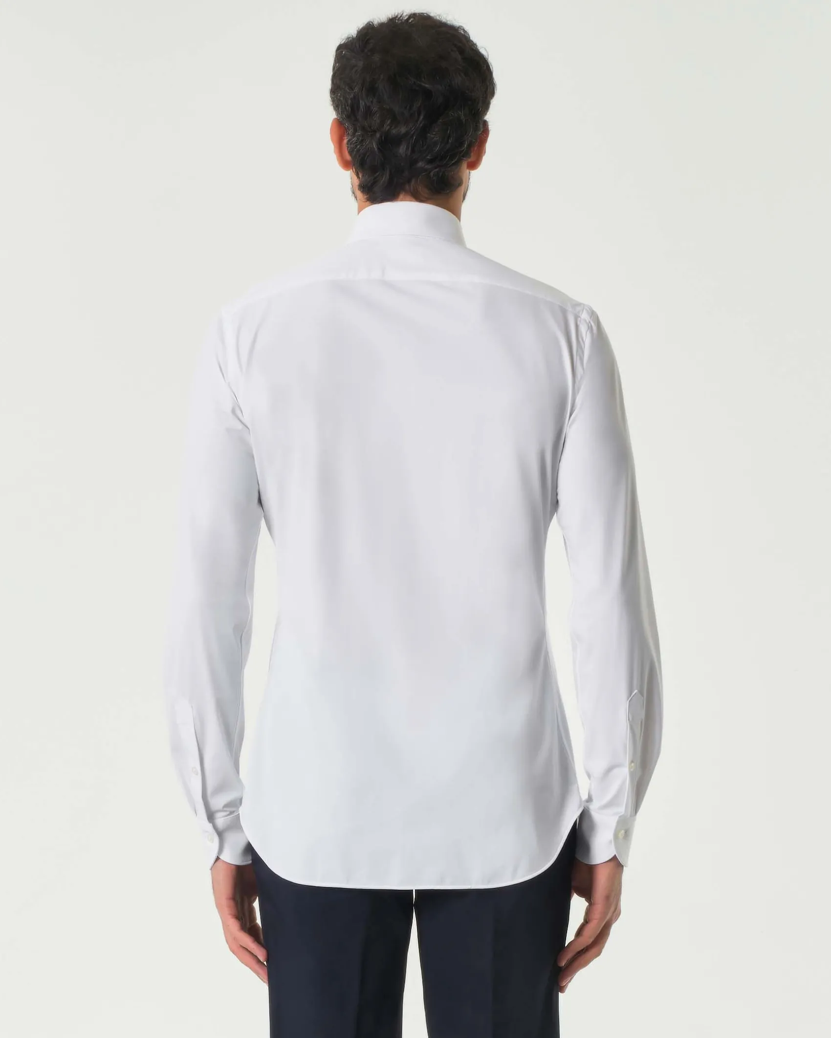 Camicia bianca tinta unita in tessuto tecnico active tailor fit