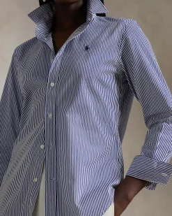Camicia blu a righe bianche Polo Ralph Lauren in popeline di cotone con logo blu ricamato sul petto