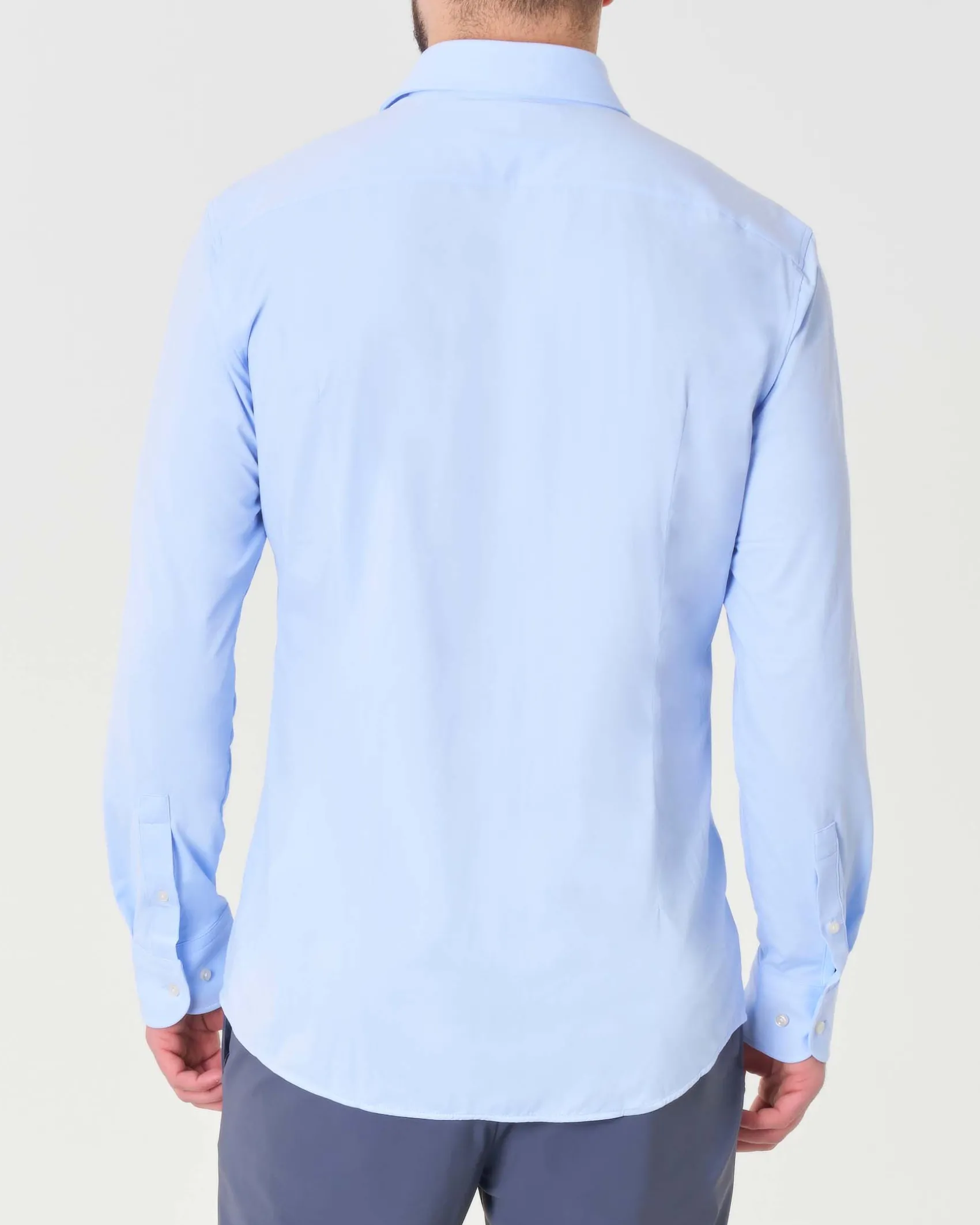 Camicia Boss azzurra Hank slim fit in tessuto tecnico stretch micro armatura con colletto Kent