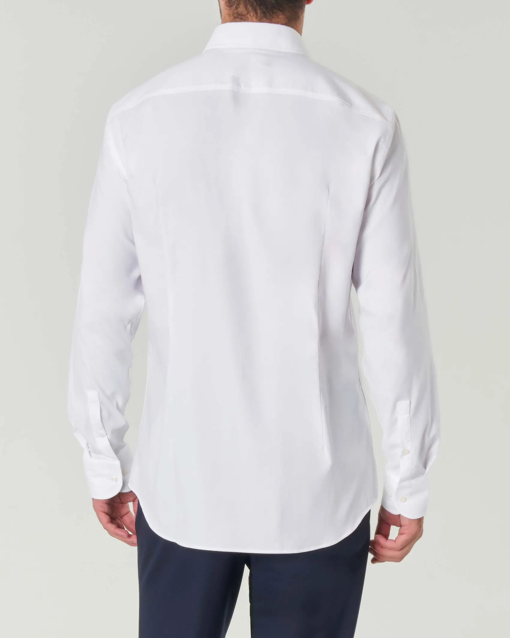 Camicia Boss bianca Hank slim-fit in twill tecnico stretch con colletto Kent