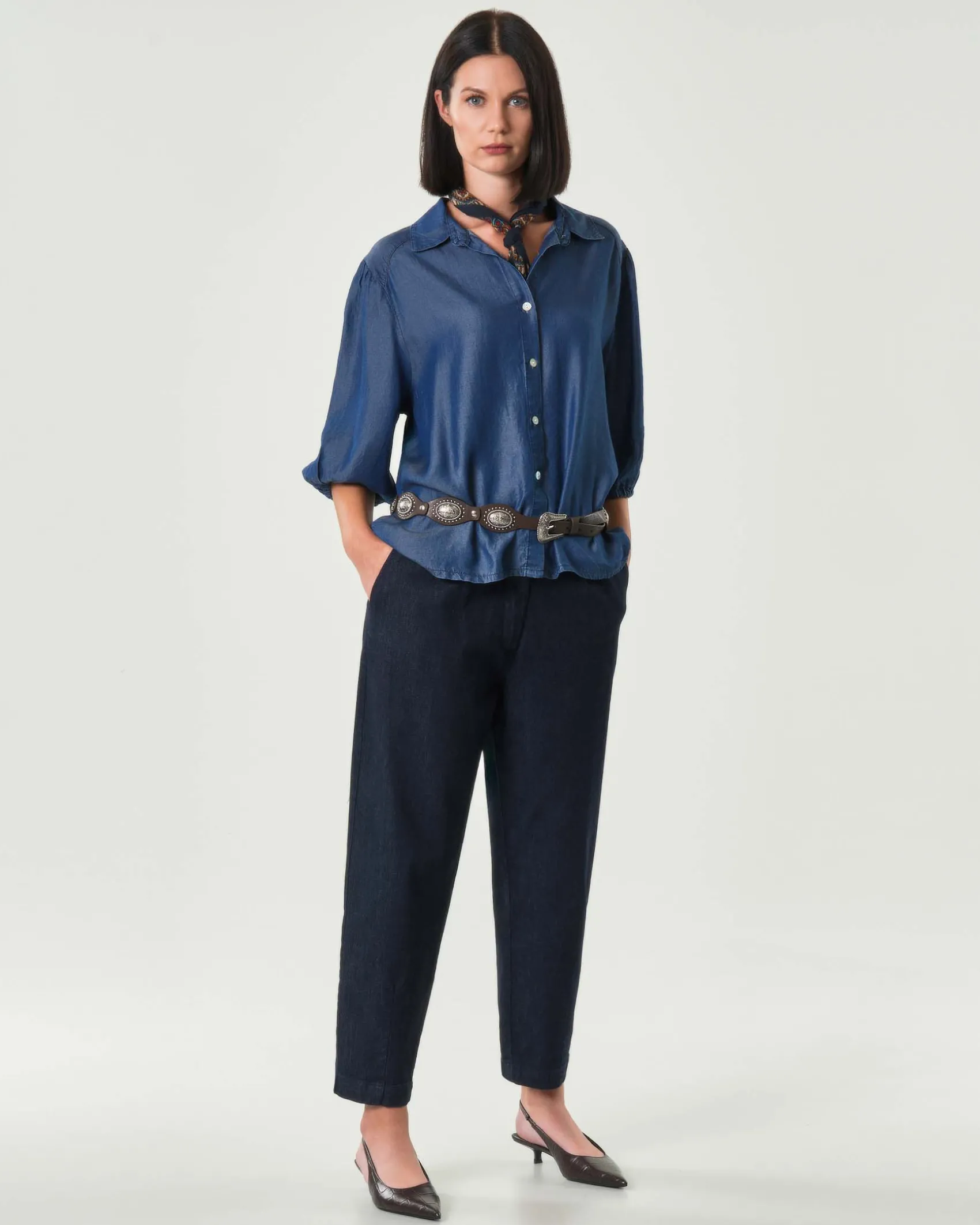 Camicia Hlo! blu stone washed chambray con maniche tre quarti a sbuffo
