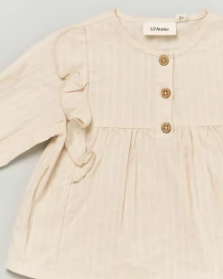 Camicia Lil'Atelier in cotone beige a fantasia rigata bianca con volants