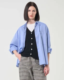 Camicia over azzurra in cotone Oxford con spacchi laterali