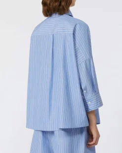 Camicia oversize azzurra a righe bianche Weekend Max Mara in popeline di cotone