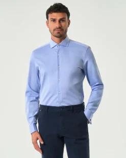 Camicia Spread Boss azzurra in micro piquè di cotone stretch con colletto aperto alla francese e polso doppio