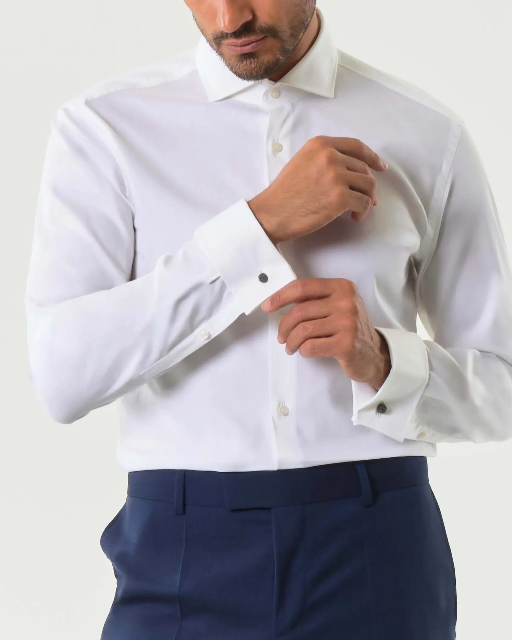 Camicia Spread Boss bianca in micro piquè di cotone stretch con colletto aperto alla francese e polso doppio