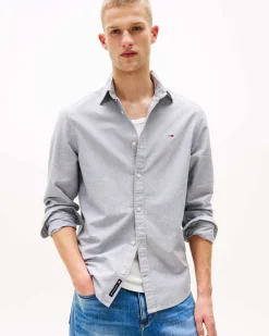 Camicia Tommy Jeans blu con colletto button-down in oxford di cotone con logo flag ricamato sul petto