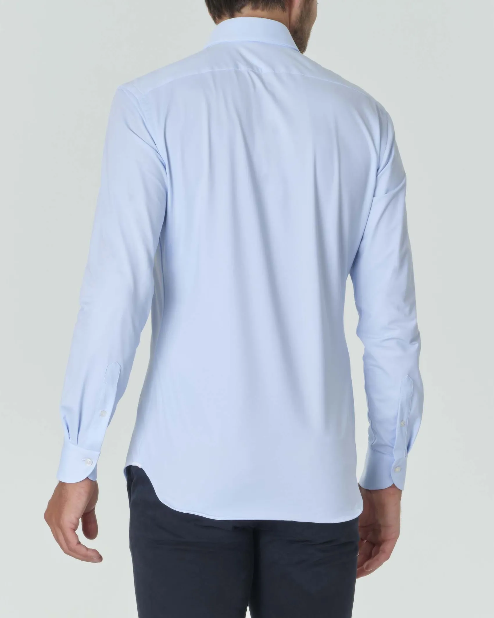 Camicia Xacus azzurra tinta unita in tessuto tecnico active tailor fit