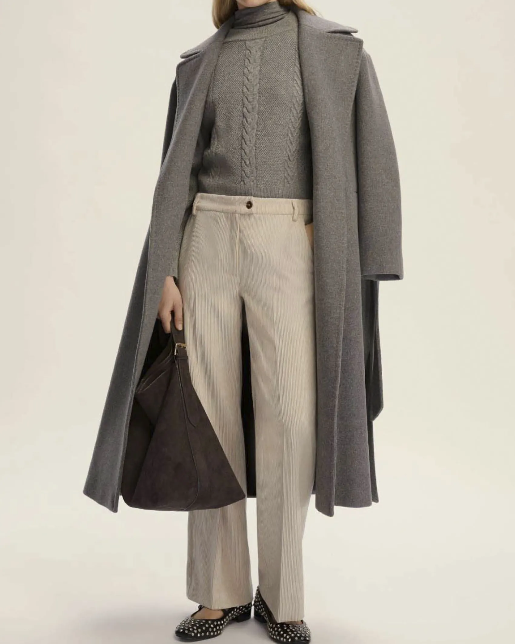 Cappotto grigio Emme Marella in panno di misto lana Manteco con scollo a rever e cintura in vita abbinata