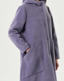 Cappotto lungo color malva Jurerê effetto lana cotta con cappuccio e fondo sul retro più lungo