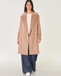 Cappotto midi a vestaglia color cammello in drap di pura lana con rever ampio