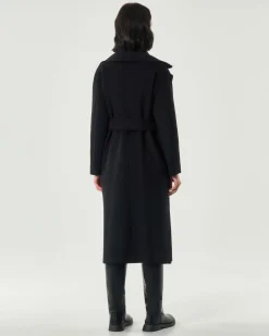 Cappotto nero Emme Marella in panno di misto lana Manteco con scollo a rever e cintura in vita abbinata