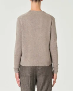 Cardigan color taupe in puro cashmere con scollo a V e chiusura a bottoni