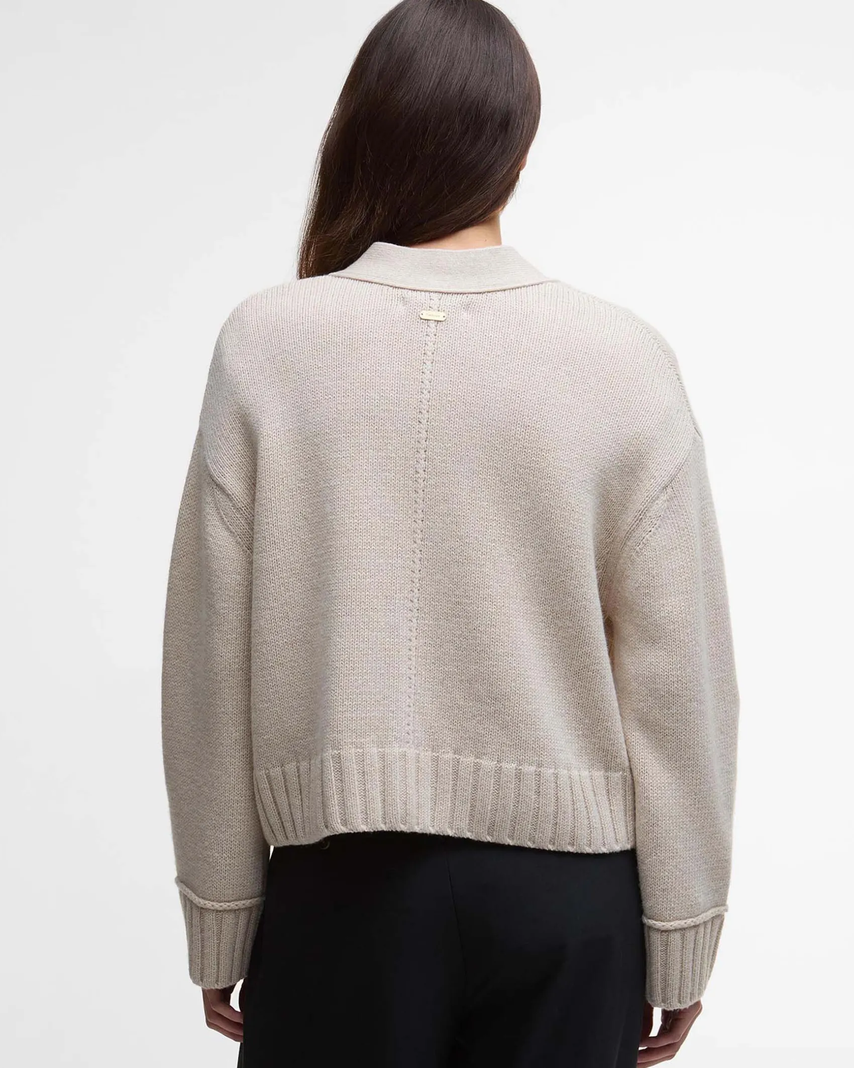 Cardigan cropped beige Barbour Faye in cotone e lana con scollo a V