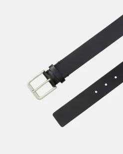 Cintura Calvin Klein Jeans nera in pelle liscia con fibbia metallica
