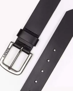 Cintura Levi's nera in pelle con fibbia argento